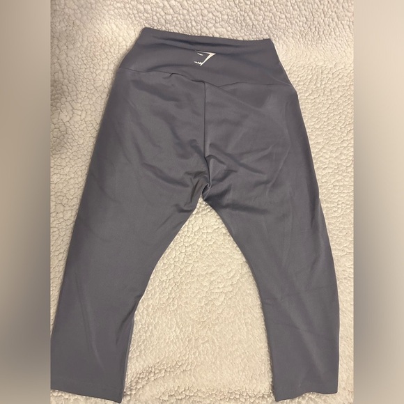 NWT Gymshark Capri Leggings- purple - Picture 3 of 3